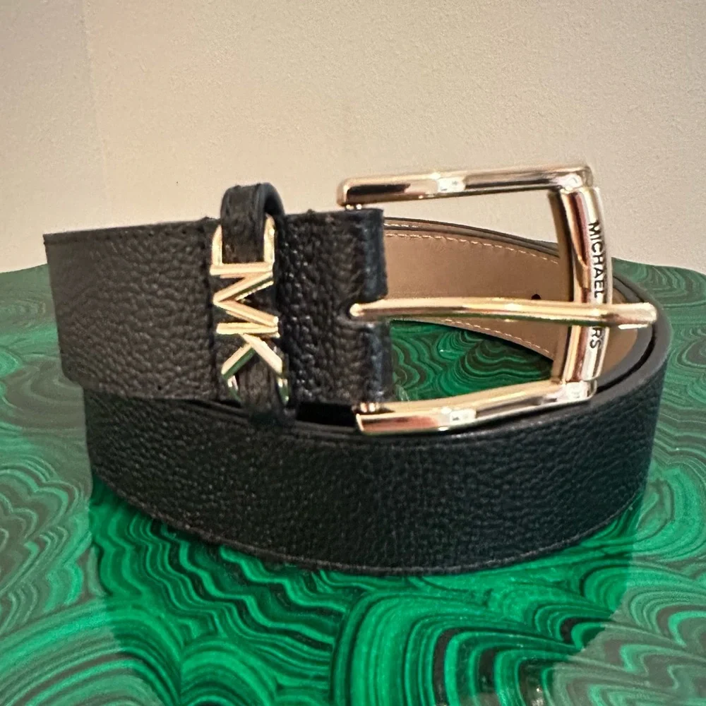 NWT Michael Kors Black & Gold Leather Belt Size Small - Picture 2 of 5
